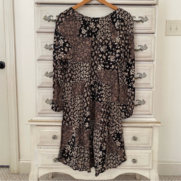 Vici Black and White Floral Dress - Picture 6 of 8